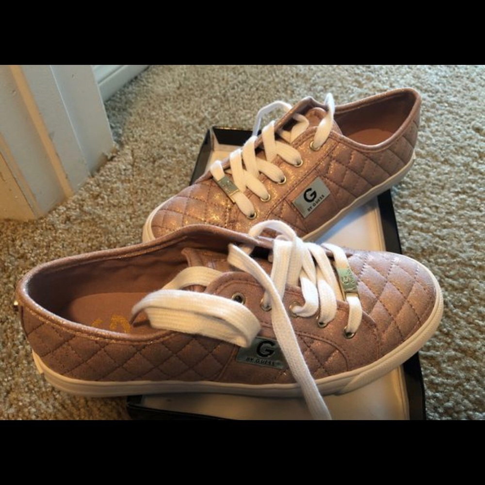 G by Guess Backer lace up sneaker